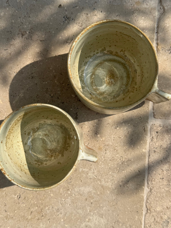 Tasse avec anse